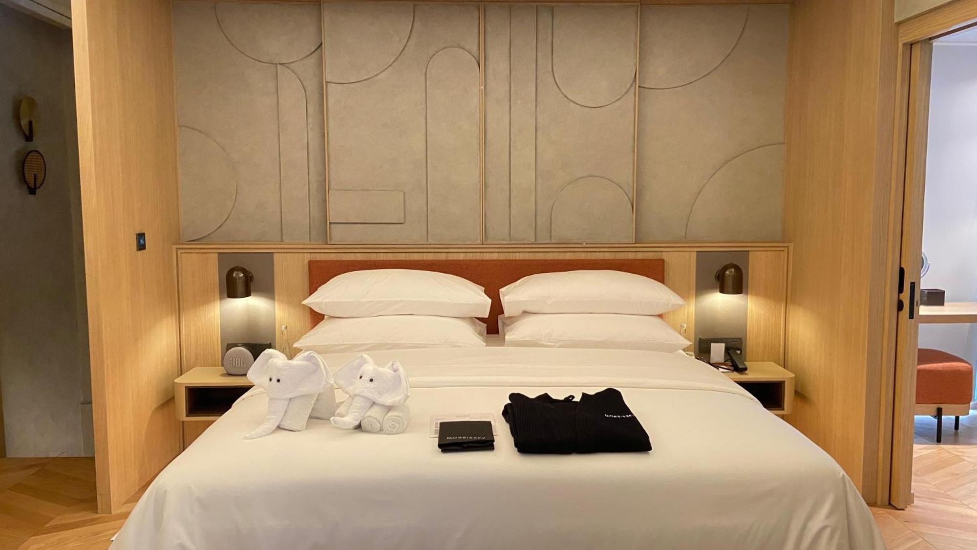 Morrissey Hotel Джакарта Екстериор снимка